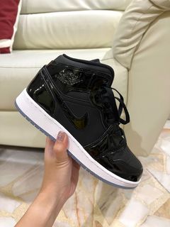 (Category: ) located in . Submitted by thewwardrobe (Listing ID 1230899486, Image 1). Description: .