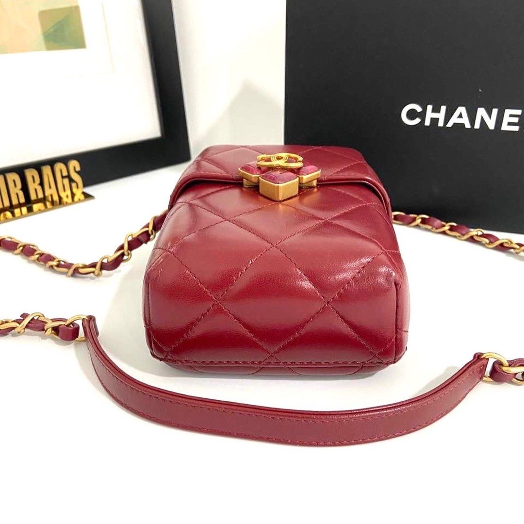 Chanel quilted sales box bag