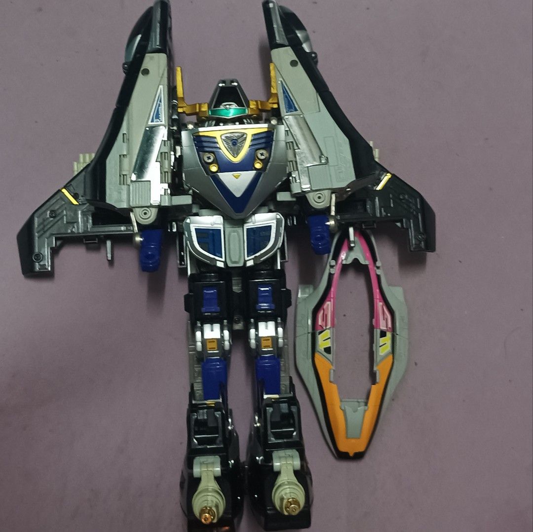 未來戰隊DX 可變合體兩套, 興趣及遊戲, 玩具& 遊戲類- Carousell