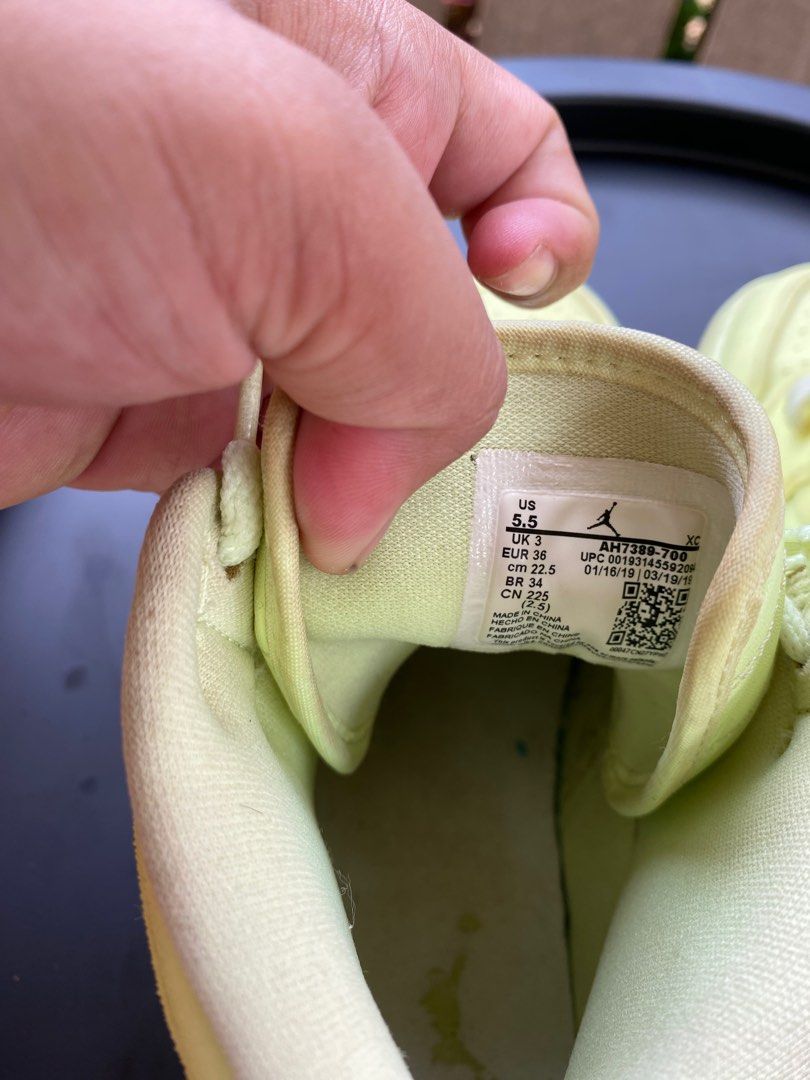 Air Jordan 1 Retro High Barely Volt, Fesyen Pria, Sepatu