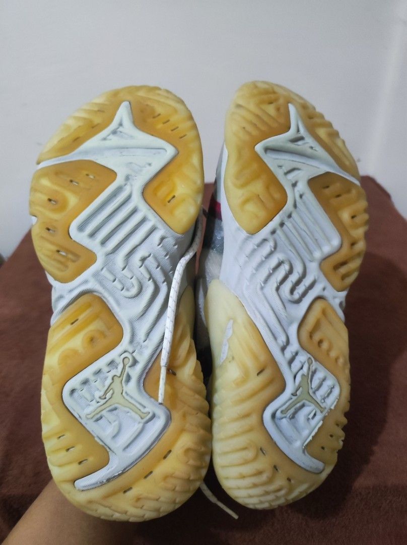 womens jordan delta