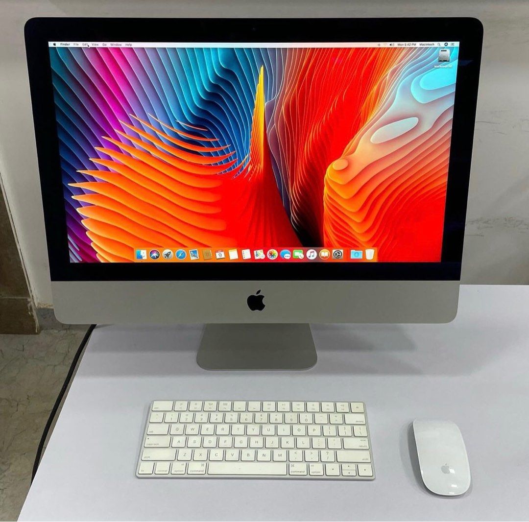 Apple iMac (21 inch - Late 2015 ), 電腦＆科技, 桌上電腦- Carousell