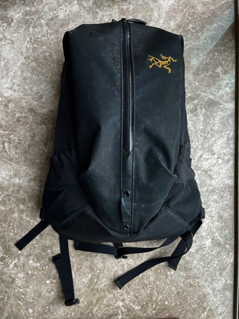 Arcteryx Backpack Arro 16, 男裝, 袋, 背包- Carousell