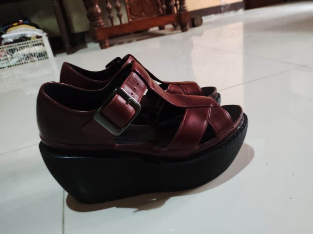 Authentic Dr.Martens Adaya wedge sandals Women s Fashion Footwear Sandals on Carousell