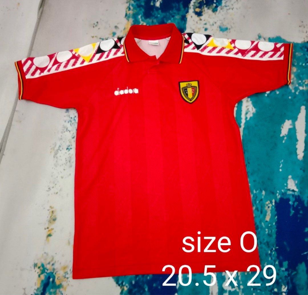 Nike Vintage Football Jersey, Men's Fashion, Activewear on Carousell