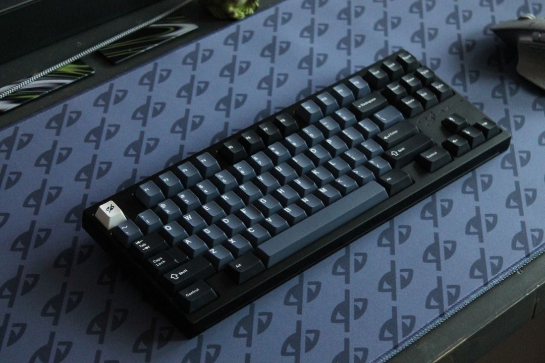 Bias R2 keyboard by Baionlenja custom mechanical TKL keyboard 