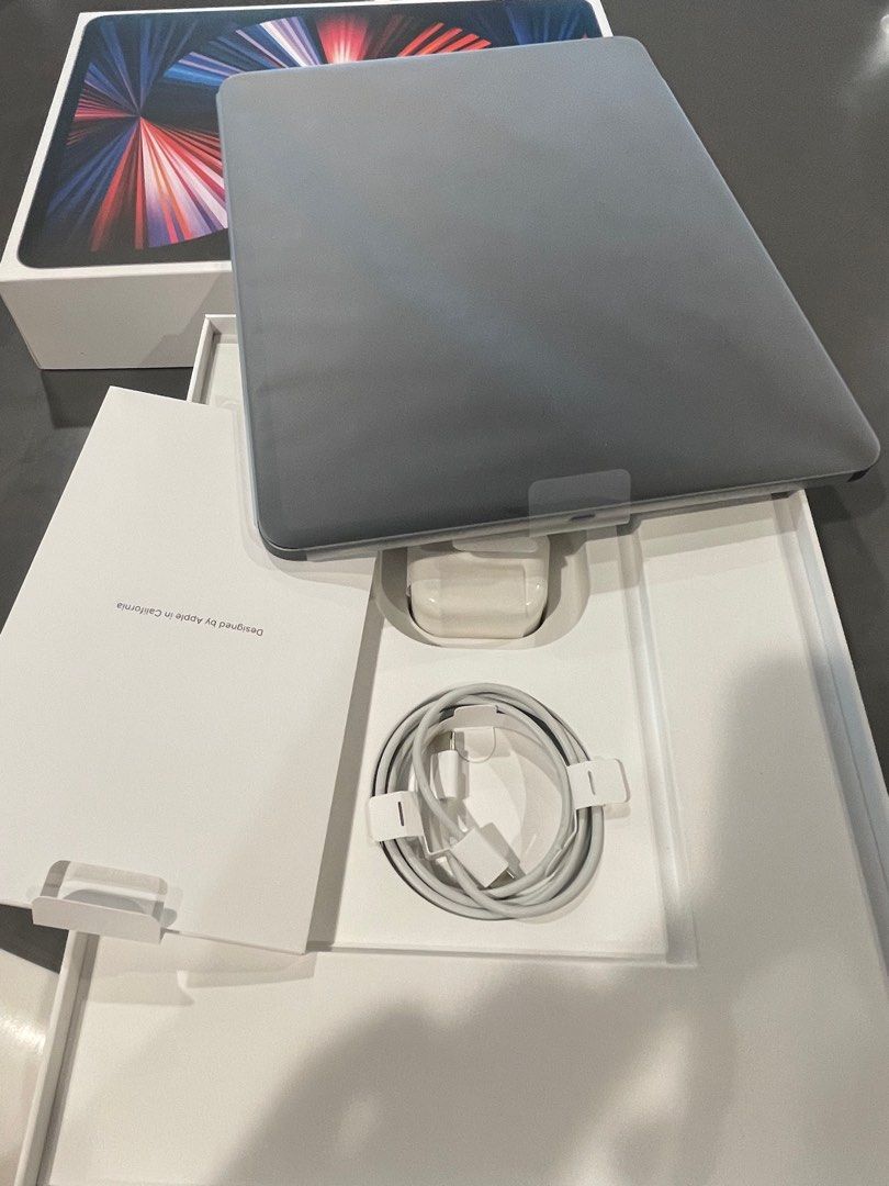 流行 [まさぴろ様専用]ipad pro 12.9 第5世代256gb wifi タブレット 美