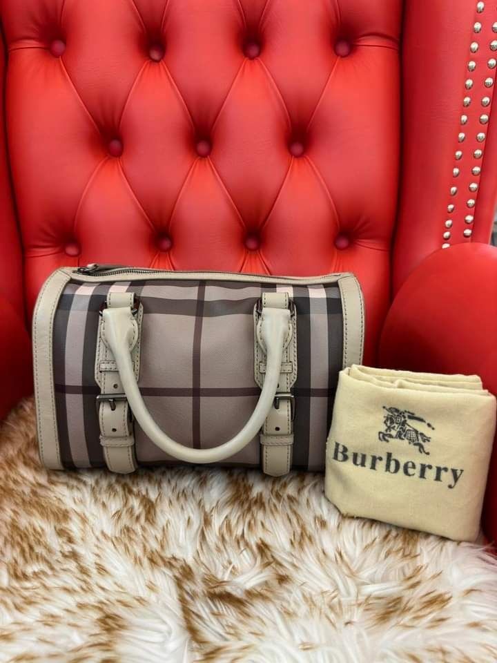 Burberry Beige Smoked Check PVC and Leather Chester Boston Bag