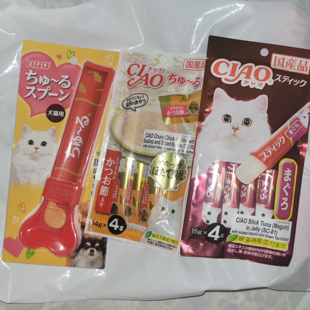 Cat treats: ciao churu (8 sticks in total) + special tool for squeezing ...