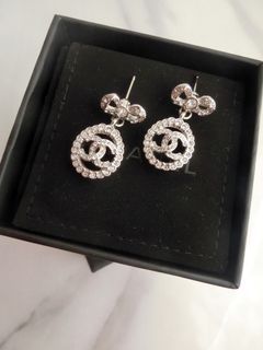 Chanel 全新