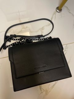（分類：）位於 。 由 geeligooloo 提交（商品編號 1230883822，圖片 1）。簡介： 。