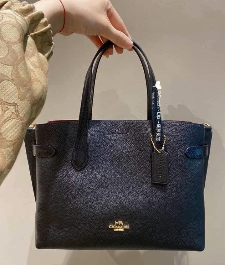 COACH hanna 👜 (Category: Luxury Bags & Wallets) located in Las Pinas. Submitted by yhn_boutique (Listing ID 1230830664, Image 1). Description: Actual pic posted 📌Cash on delivery via lalamove/grab 📌J&T pay today ship today 📌complete inclusions pls: visit my page & carousell acct for peace of mind TY! 🛍️ DISCLAIMER: not affiliated or endorsed with any of the brands featured on this page. All copyrights and trademarks belong to the original br