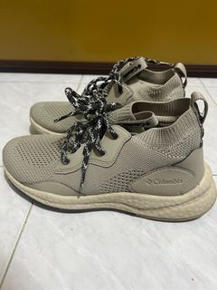 （分類：）位於 。 由 hahahaerrr 提交（商品編號 1230829990，圖片 1）。簡介： 。
