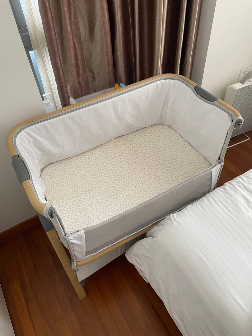 CoZee Tutti Bambini Crib, Babies & Kids, Baby Nursery & Kids Furniture