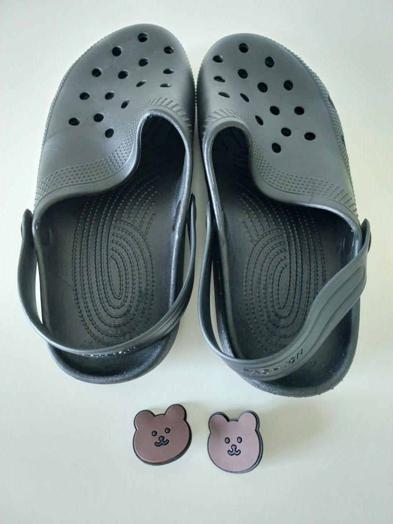 Crocs buy 1 get 2 outlet free