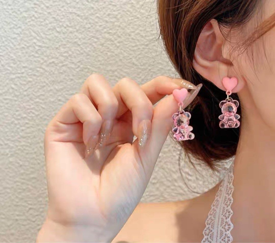 Cute pink top earrings