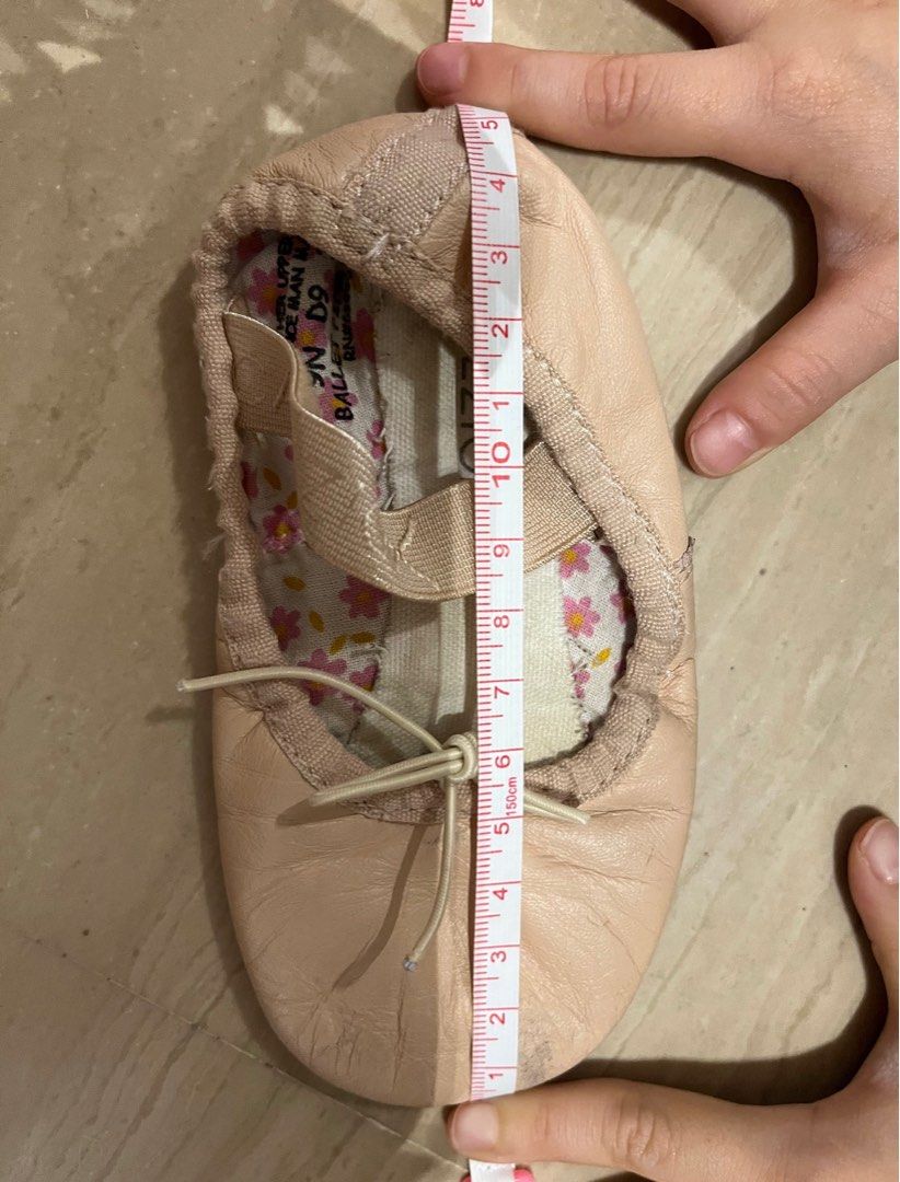 White capezio shoes 8s sale