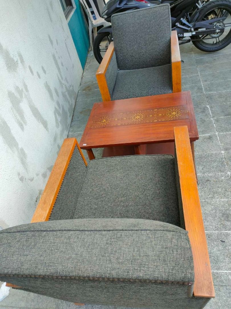 SINGLE SOFAS WITH COFFEE TABLE (Category: Chairs) located in San Pedro. Submitted by cgi.saversplustrading (Listing ID 1230749016, Image 3). Description: SINGLE SOFAS WITH COFFEE TABLE 📌 1 SET AVAILABLE ‼️ Grab it na ‼️ 📌 SALE ‼️ SALE ‼️ SALE ‼️ 📌 BEFORE : Php 15,000 📌 NOW : Php 10,000 📌 Include 2 pcs single sofa and 1 coffee table 📌 For Dining or living area 📌 Wooden table and sofas with arm rest 📌 Color may vary due to lighting 📌 Pick 