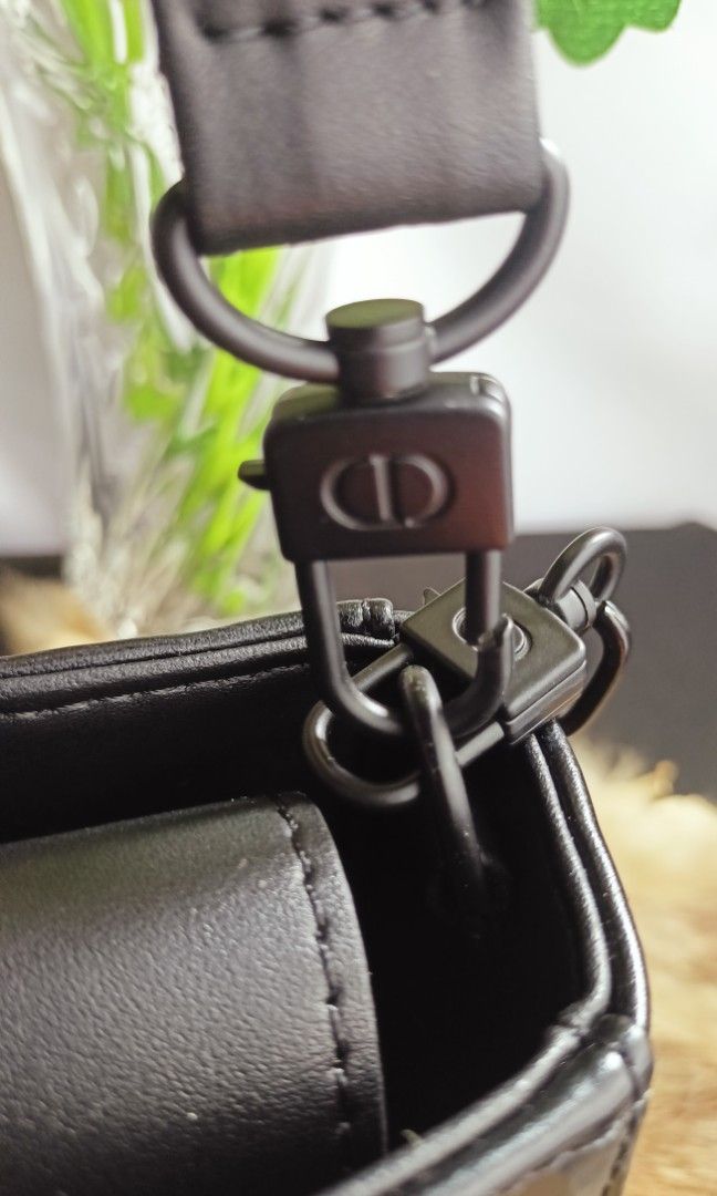 Dior 2 way bag from japan🇯🇵 (Category: Luxury Bags & Wallets) located in Quezon City. Submitted by liambags (Listing ID 1230909299, Image 3). Description: dior 2 way bag from japan🇯🇵 with code,gamuza ang lining no flaws,minimal sign of wear only with dustbag and care cards sobrang cute sa personal promise🥰🙏 pm na po madam ko🙏🥰 MOP: GCASH,BDO AND BPI.