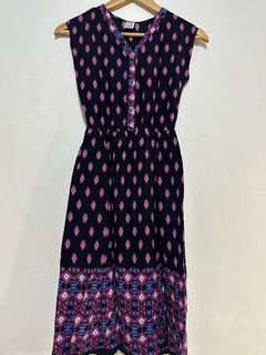 Dress with pockets