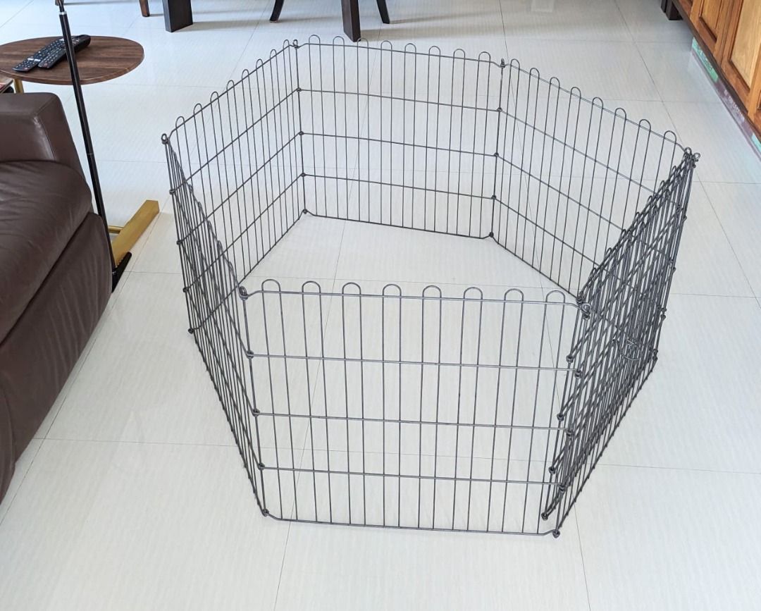 Foldable pet enclosure on Carousell