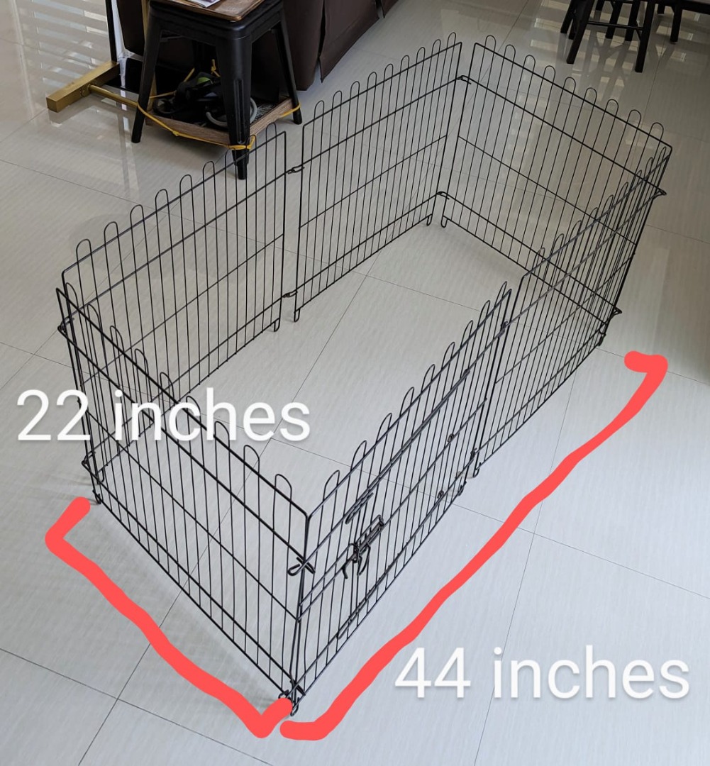 Foldable pet enclosure with door on Carousell