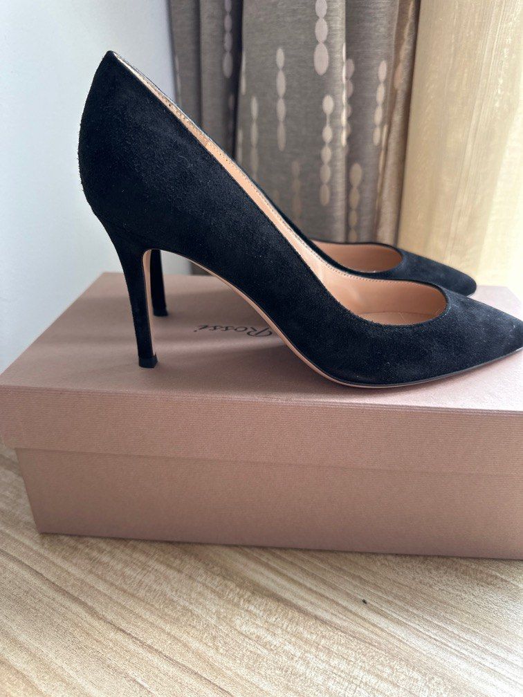 Gianvito rossi 15 pumps cheap