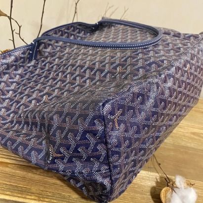 MOTHER S DAY DISCOUNT Goyard GM St Louis Tote in Navy Blue