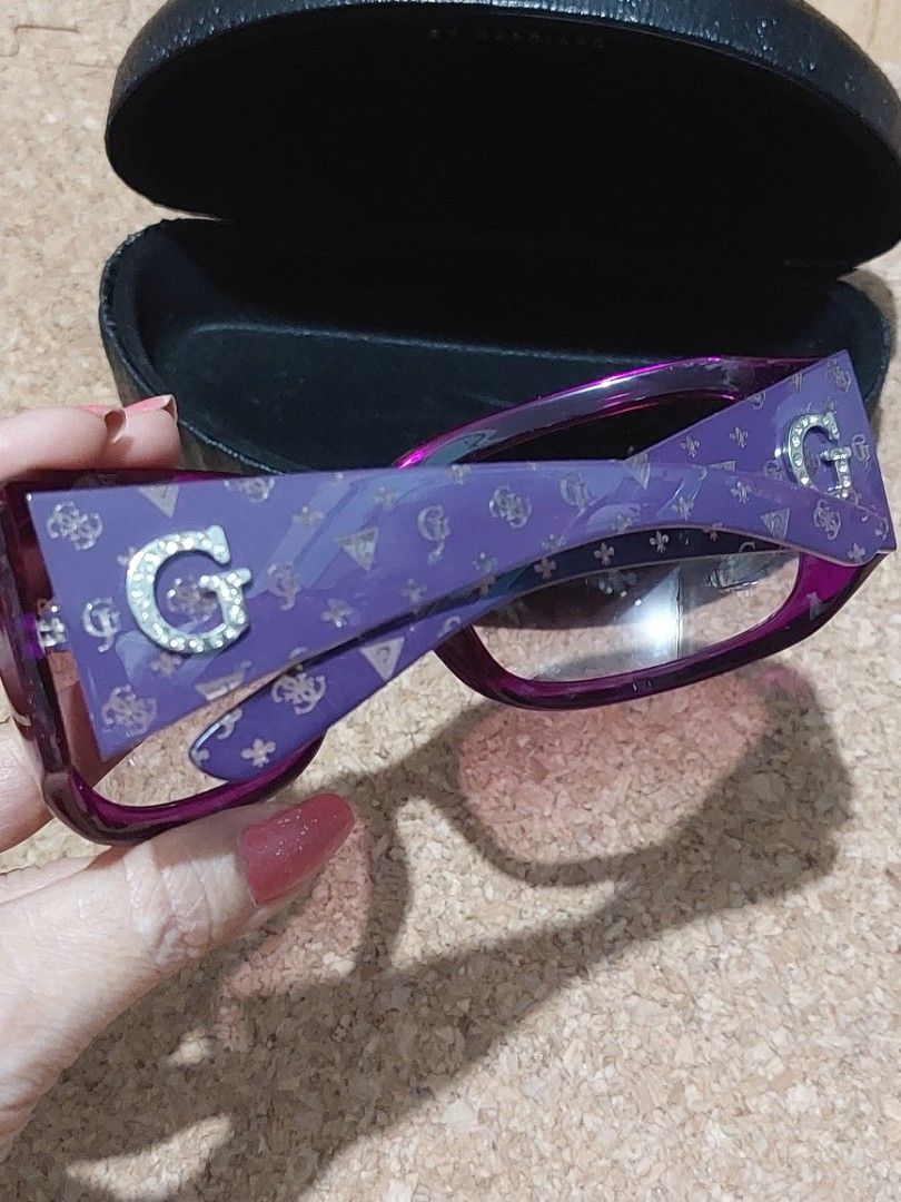 Guess Purple Sunglasses, Women's Fashion, Watches & Accessories
