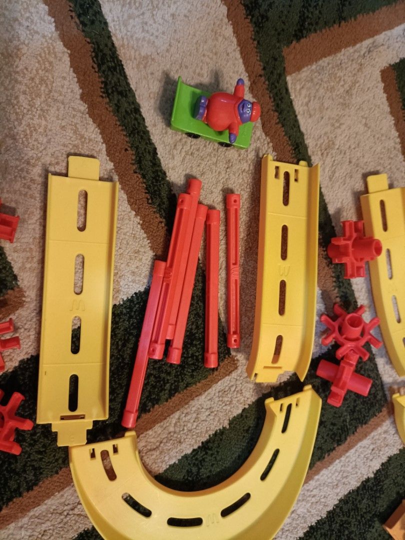 Happy Meal McDonald's Zip Skaters, Hobbies & Toys, Toys & Games on