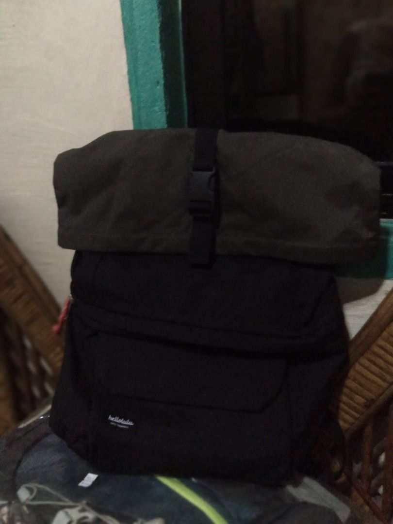 Hellolulu Camera Backpack (Category: Backpacks) located in General Tinio. Submitted by hongkongapparel (Listing ID 1230894272, Image 1). Description: Authentic and Brand New Hellolulu Camera BackPack Color: Two-tone Black and Gray kasya Ipad No Issue, No Stain 🌸 Strictly‼ ✅Payment First ✅Buyer will shoulder the SF ✅ No return, No exchange Policy to ALL MY ITEMS MOP: 🌸 ✅GCash ✅ Bank Transfer (BDO) ✅Remittance.