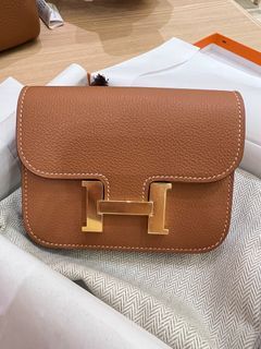 Hermes Constance slim wallet