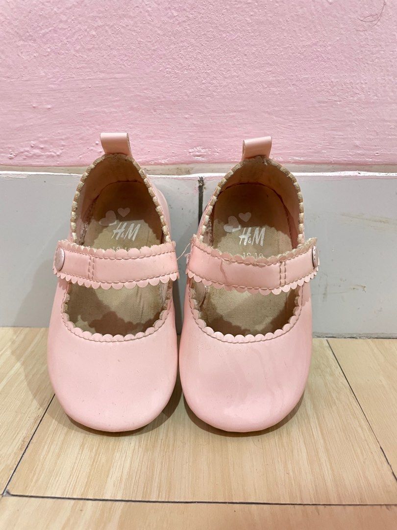 H&M slip on baby on Carousell