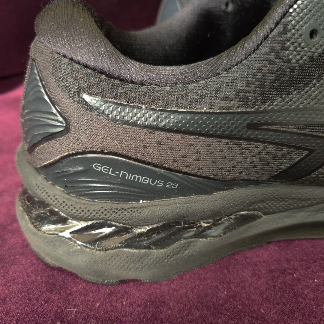 Asics black panther shop