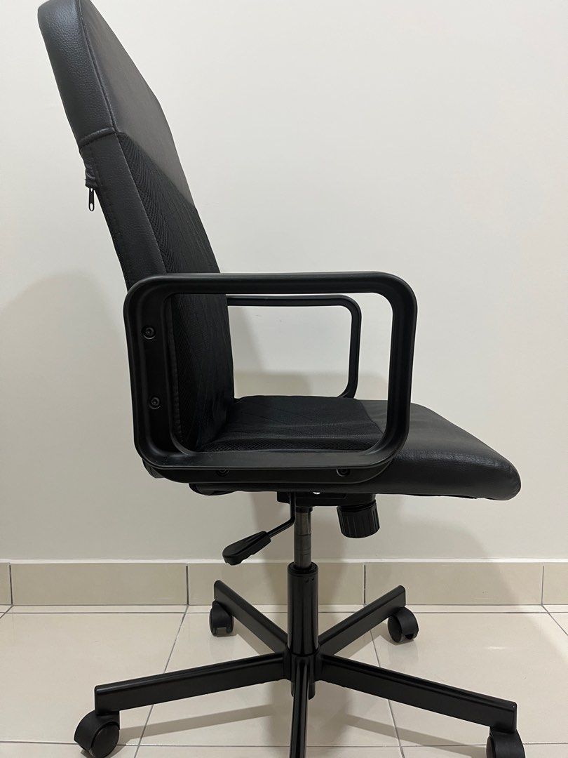 IKEA Renberget Office Chair, Furniture & Home Living, Furniture, Chairs