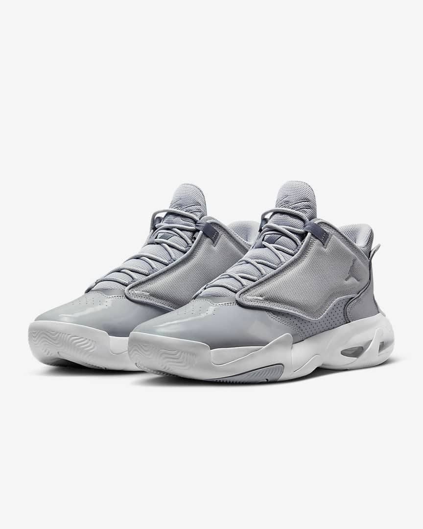 Jordan aura max grey 2025