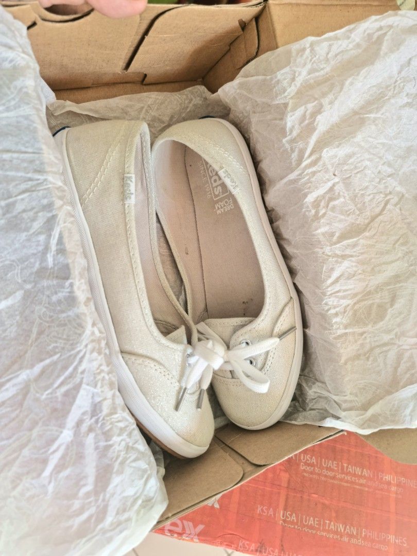 Teacup sneakers store
