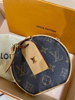 Authentic Louis Vuitton Petite Boite Chapeau Monogram M43514, Luxury, Bags  & Wallets on Carousell