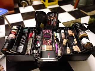 (Category: ) located in . Submitted by 3teemakeup (Listing ID 1230778214, Image 1). Description: .