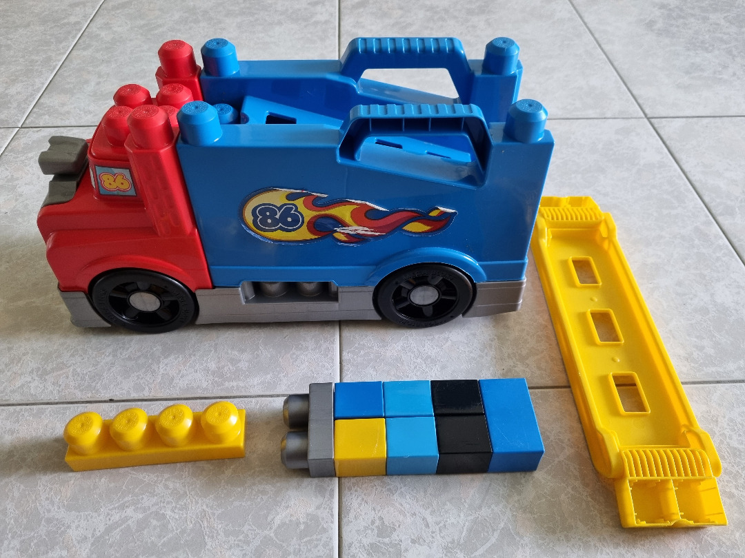 Mega bloks build & race rig new arrivals