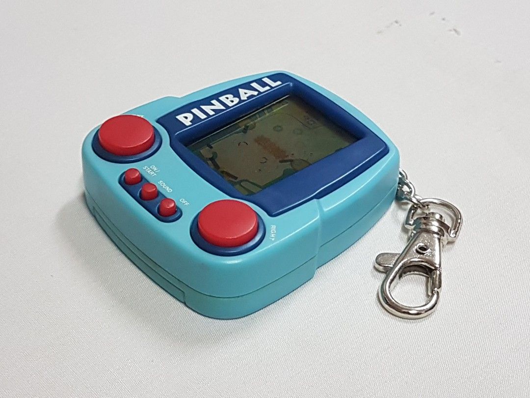 MGA Entertainment Pinball Keychain Classic Game, Hobbies & Toys, Toys