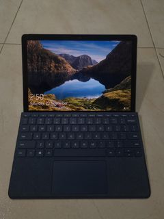 microsoft surface go 2 m3 LTE with keyboard