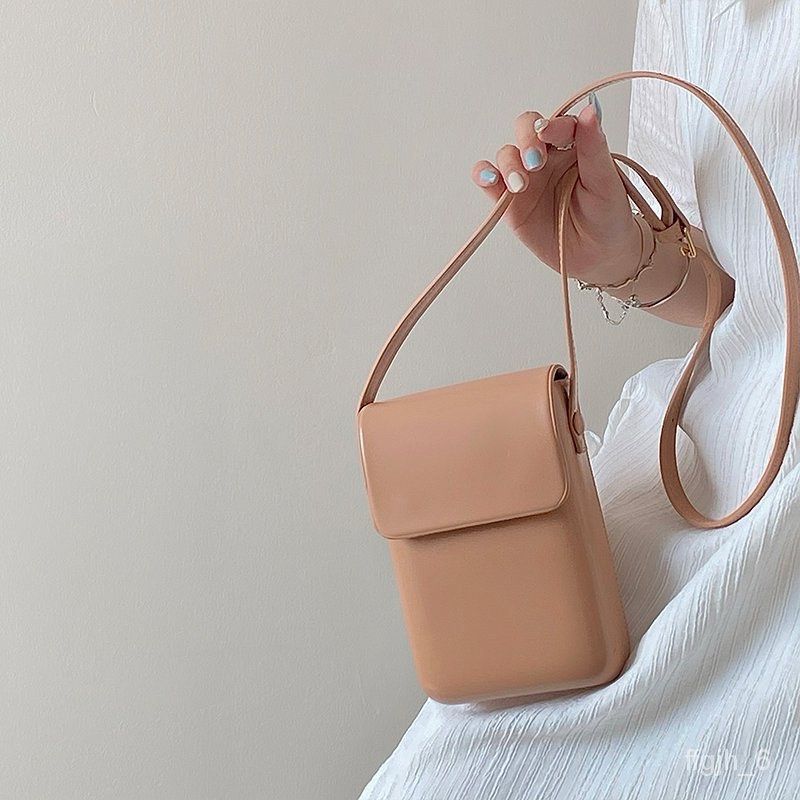 Minimalist luxury bags outlet