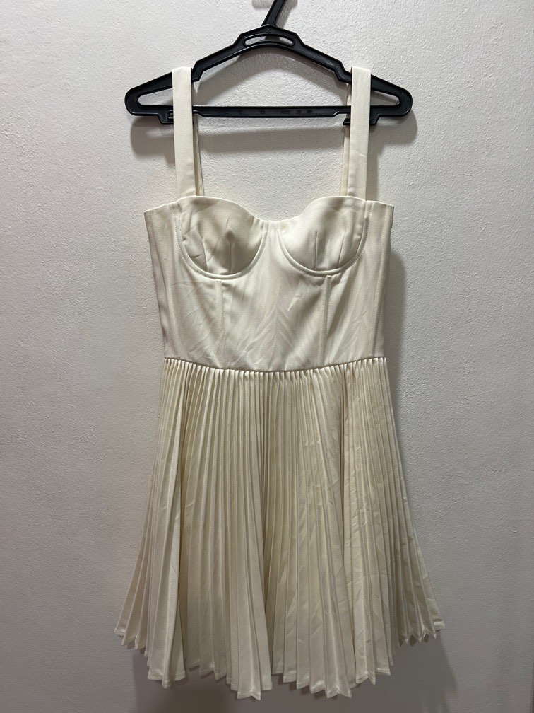Corset pleated ivory dress, Women's Fashion, Dresses & Sets, Dresses on