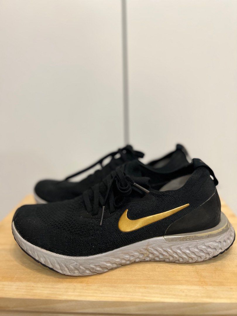 Nike epic react flyknit grey deals gold