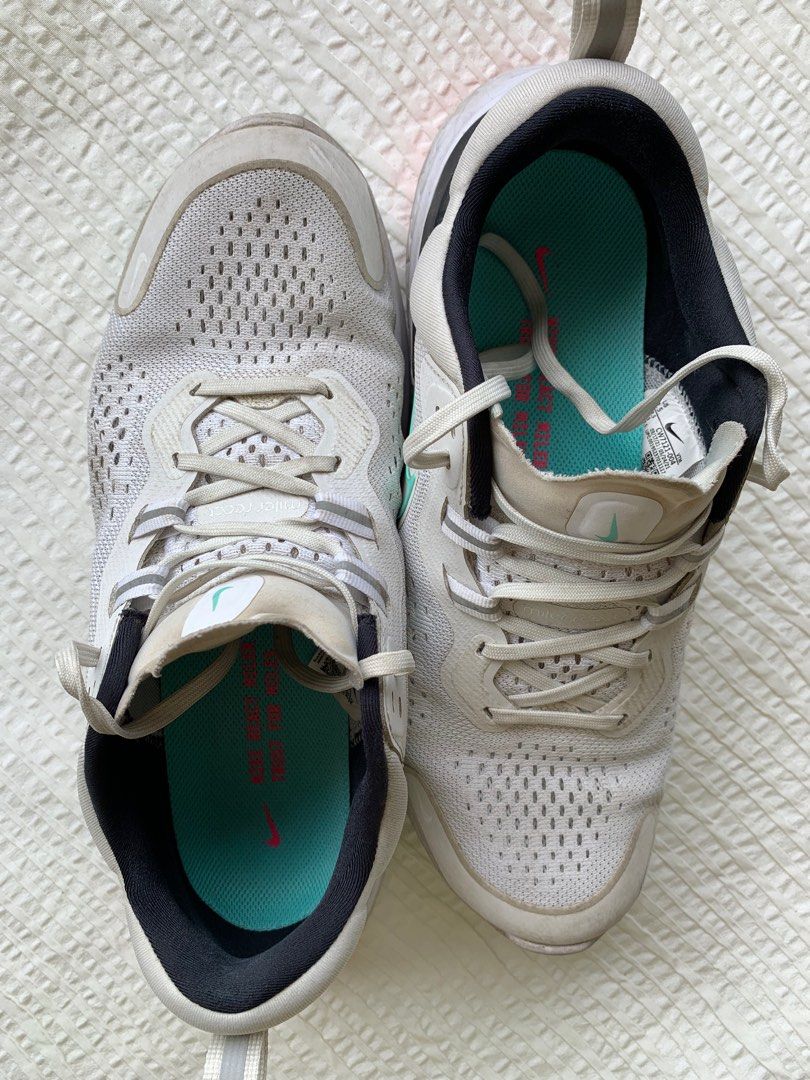 CLEARANCE Nike Men React Miler 2 Size US 9.5 Men s Fashion