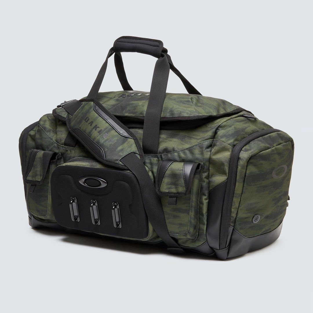 Oakley duffel top