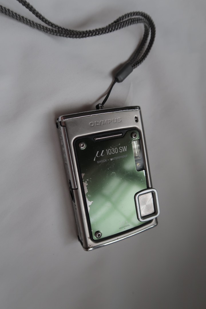 Olympus Digicam (not working), Photography, Cameras on Carousell