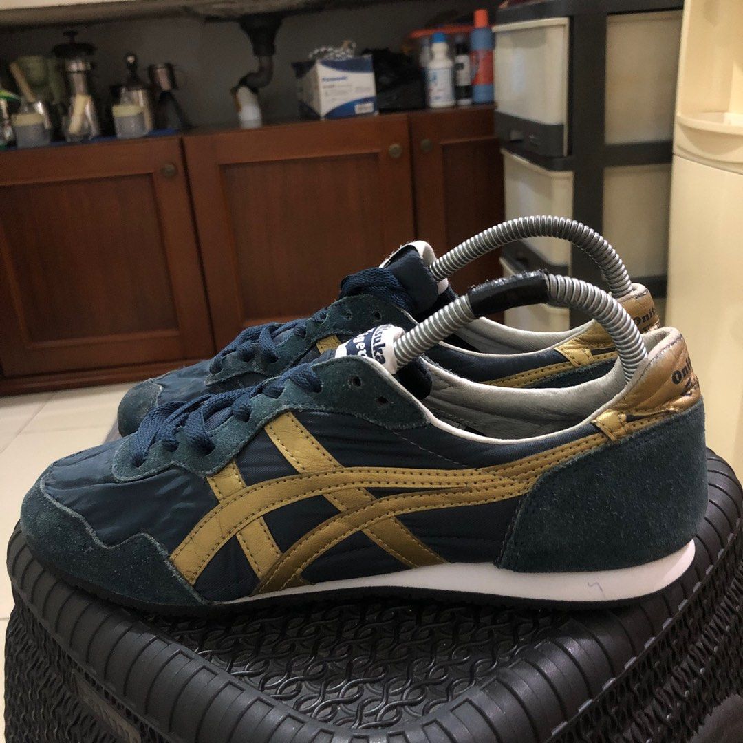 Onitsuka Tiger Serrano, Fesyen Wanita, Sepatu di Carousell