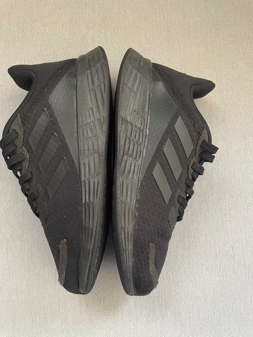 Original Kids ADIDAS US 13K (Category: Babies & Kids Fashion) located in Davao. Submitted by gkoolpieces (Listing ID 1230770116, Image 2). Description: Slightly used Original Price 3k++ Price: (90 AUD) Bought overseas With box Can fit 5-7 yrs old.